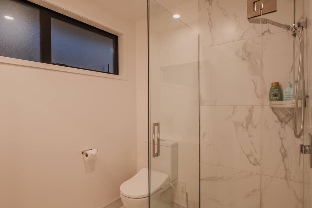 Holiday home Addington Stadium - Sleeps 6