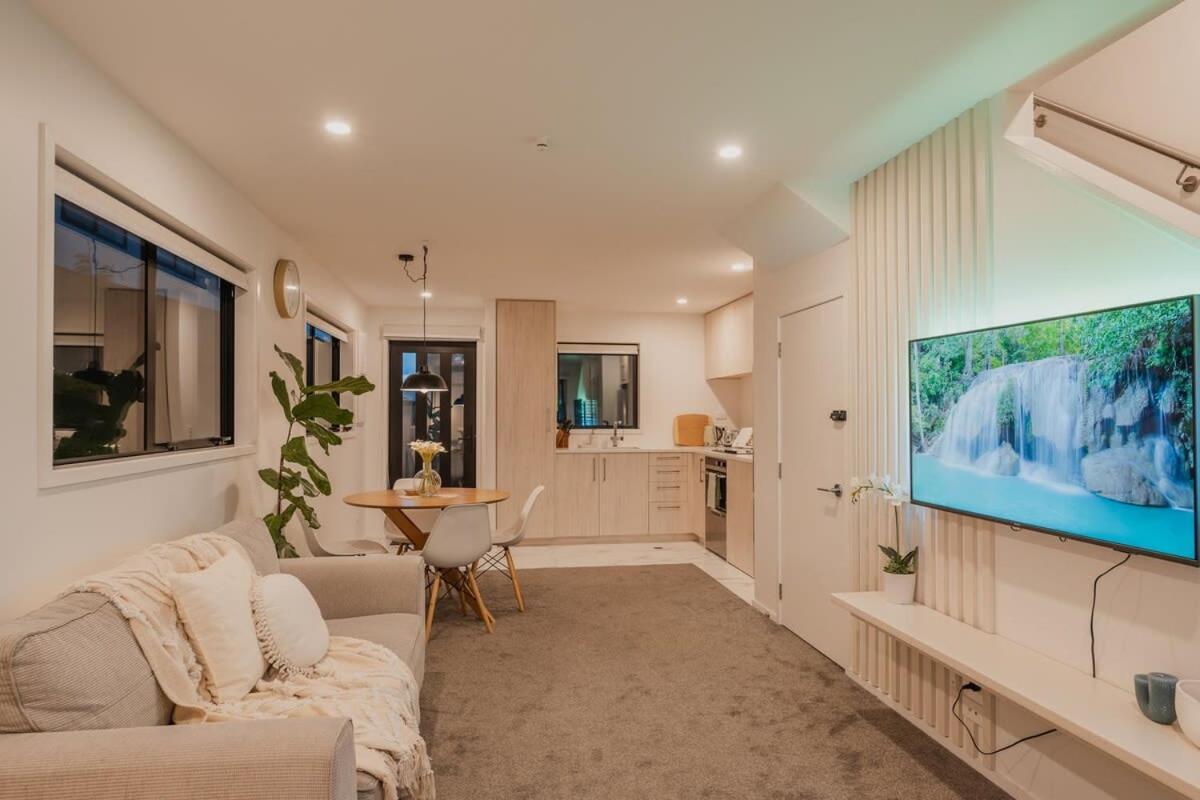 Addington Stadium - Sleeps 6