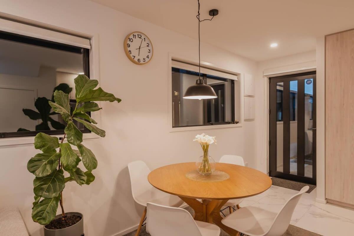 Addington Stadium - Sleeps 6 Holiday home